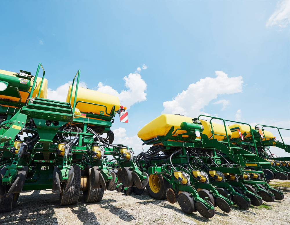 Intecura AG - Landmaschinen